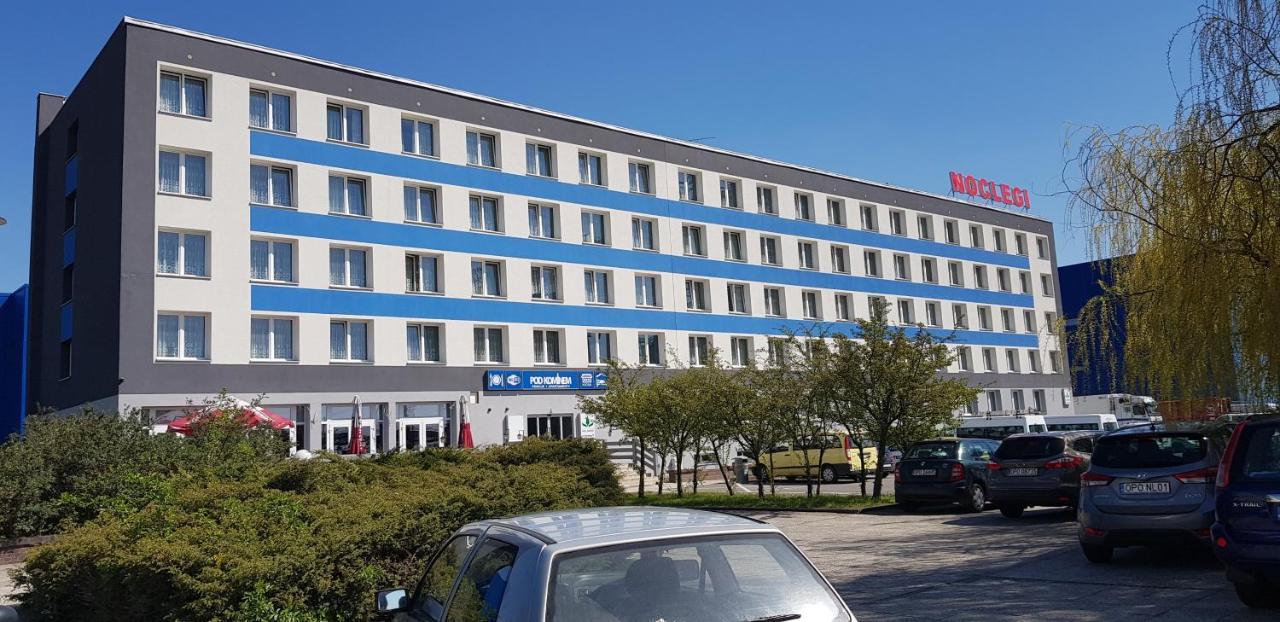 Pod Kominem Pokoje I Apartamenty Brzezie  Экстерьер фото