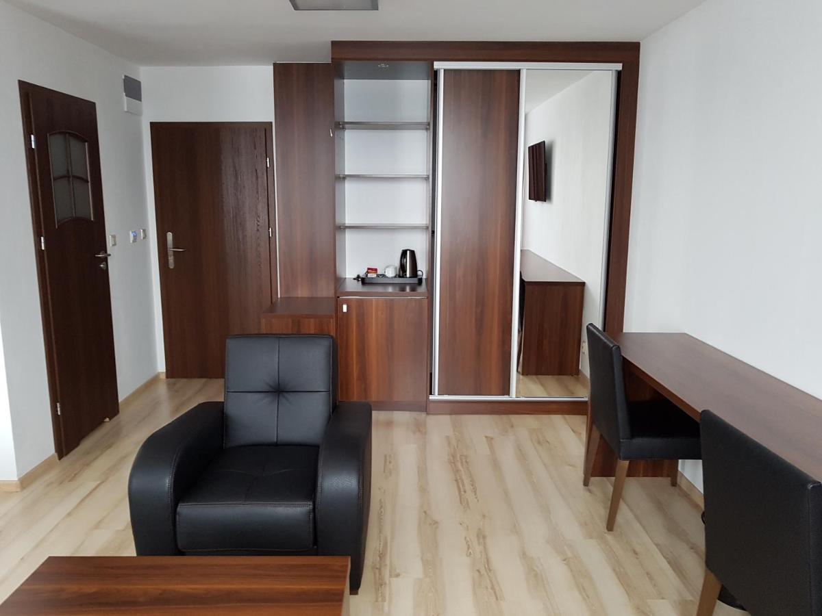 Pod Kominem Pokoje I Apartamenty Brzezie  Экстерьер фото